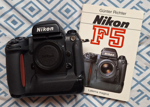 Nikon slr 35mm - nikon, f5