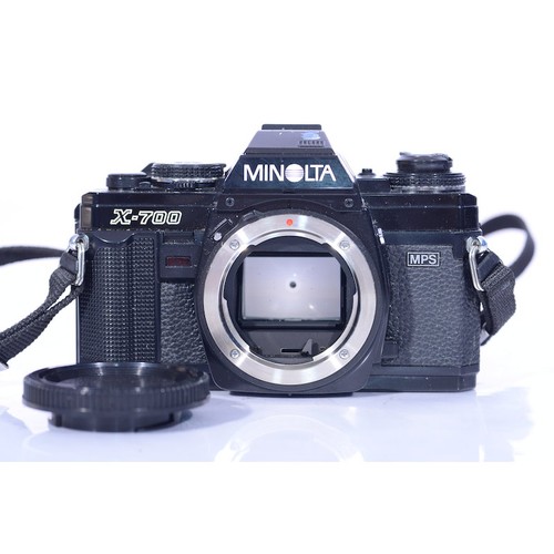 Minolta 700 slr camera - x-700,